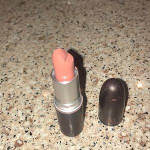 MAC velvet teddy lipstick